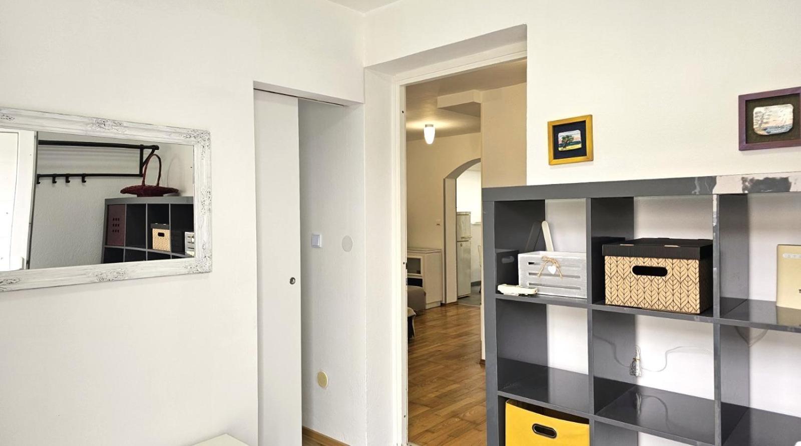 Apartment With Garden In Barbariga Eksteriør billede