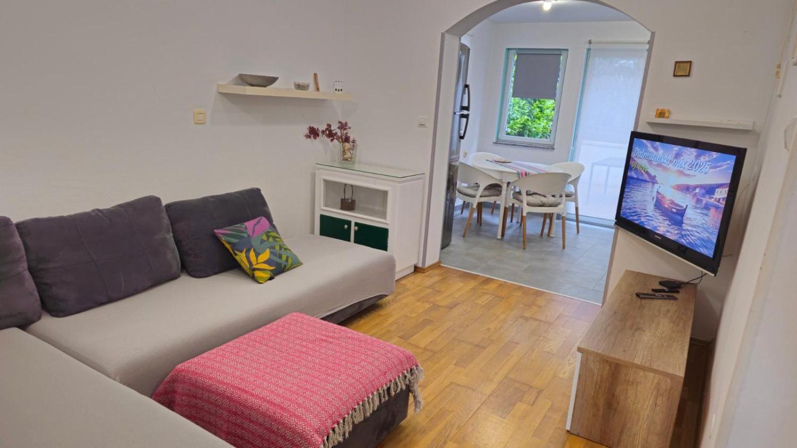 Apartment With Garden In Barbariga Eksteriør billede